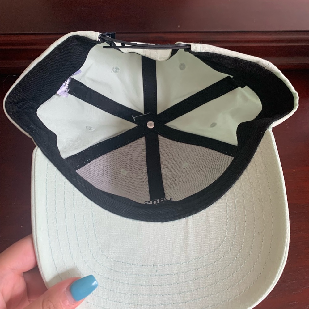 Vans SnapBack hat - Picture 4 of 6